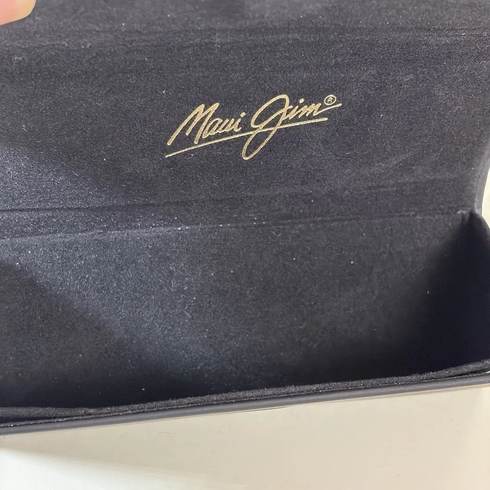Maui Jim Foldable Triangle Sunglasses Case Matte Black Hard Shell Collapsible